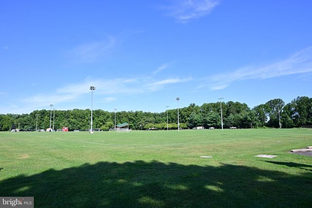 61 MOHR RD, Burlington, NJ 08016