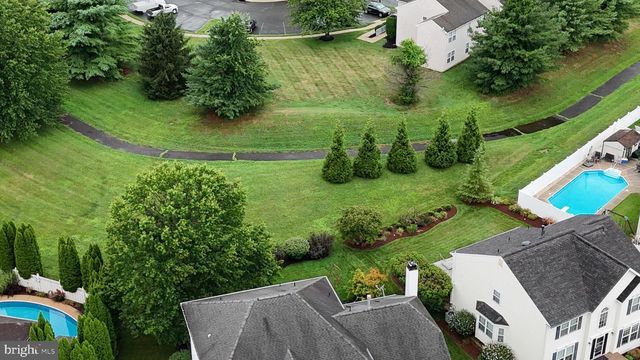 61 MOHR RD, Burlington, NJ 08016