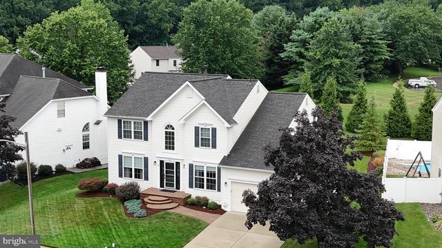 61 MOHR RD, Burlington, NJ 08016