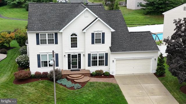 61 MOHR RD, Burlington, NJ 08016