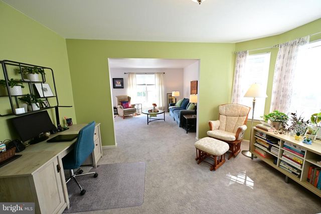 61 MOHR RD, Burlington, NJ 08016