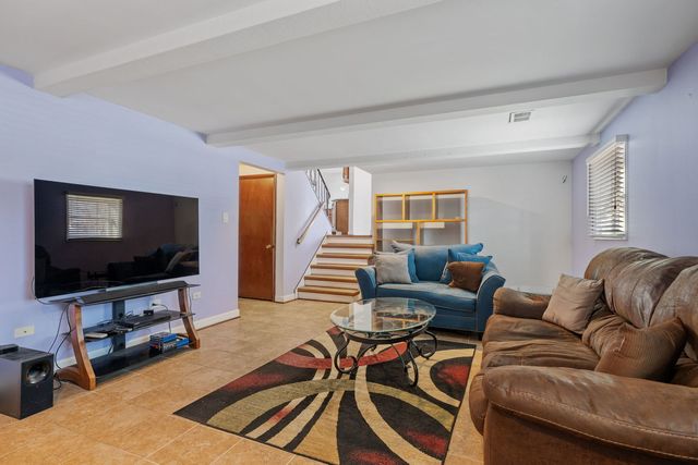 9900 Avenida Del Norte Street, Orland Park, IL 60462