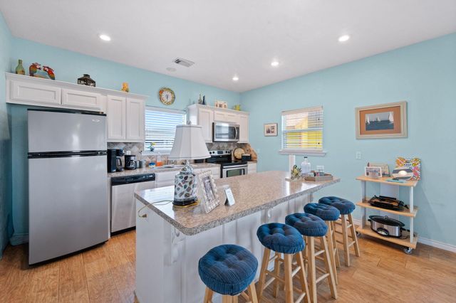 844 S Sage Road, Crystal Beach, TX 77650