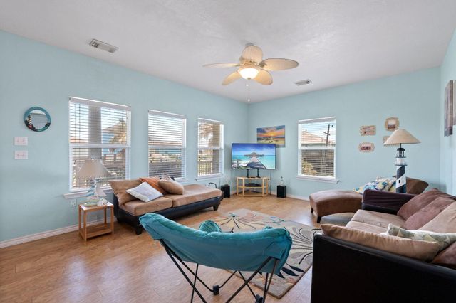 844 S Sage Road, Crystal Beach, TX 77650