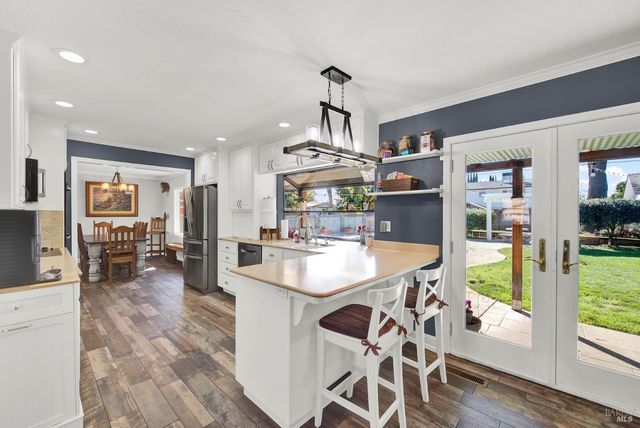 116 Alturas Ct, Vacaville, CA 95688