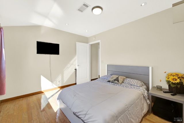 116 Alturas Ct, Vacaville, CA 95688