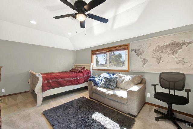 116 Alturas Ct, Vacaville, CA 95688