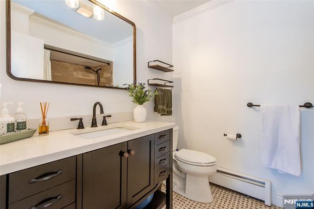15 Bogert Place, Clifton, NJ 07013