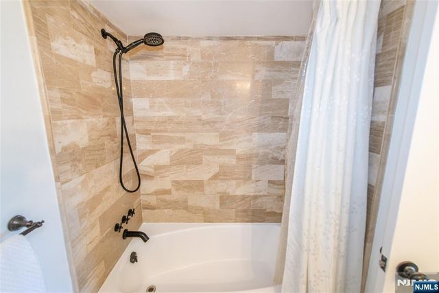 15 Bogert Place, Clifton, NJ 07013