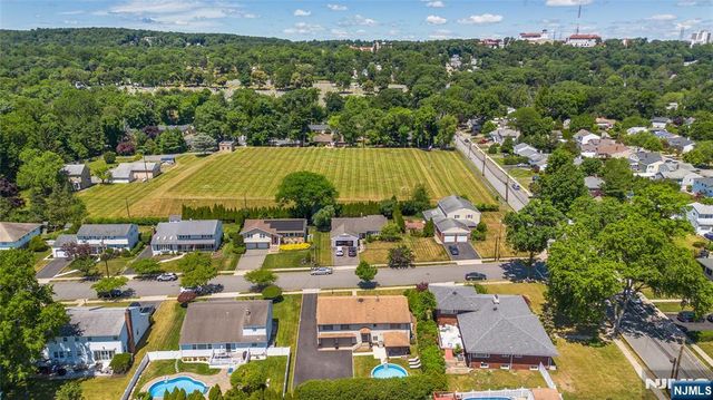 15 Bogert Place, Clifton, NJ 07013