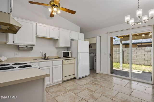 406 E ORAIBI Drive, Phoenix, AZ 85024