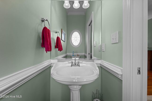 122 Shaw Drive, West End, NC 27376