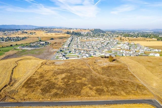 14XX S Henry Rd, Greenacres, WA 99016