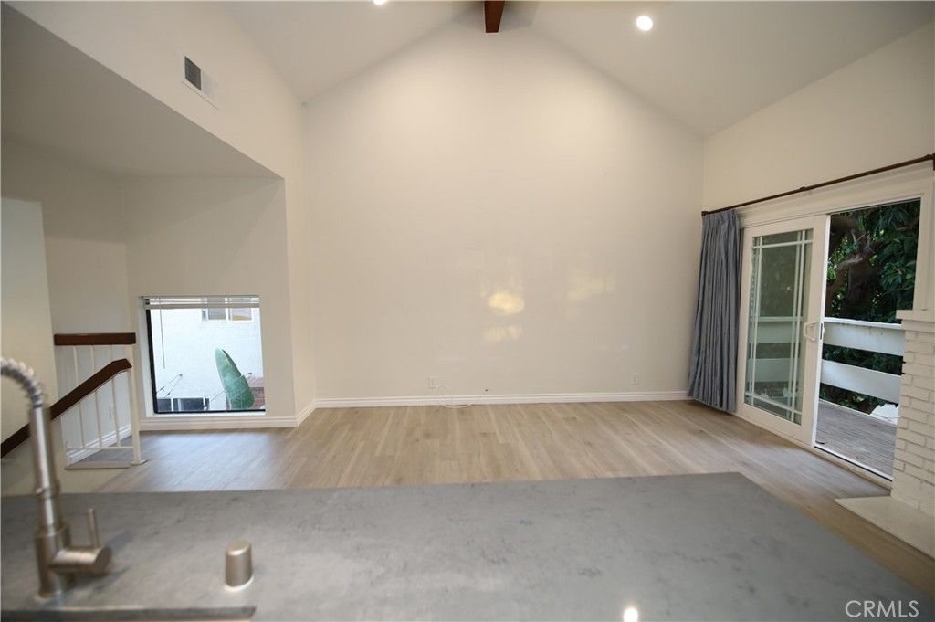 292 Palmer Street C2, Costa Mesa, CA 02627 — photo 5