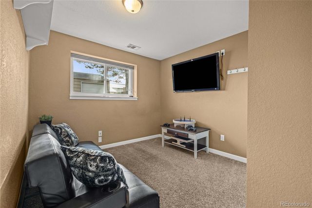 3650 S Oak Street, Denver, CO 80235