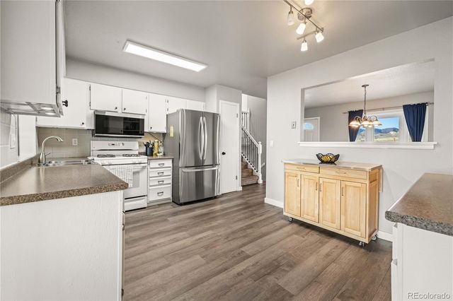 3650 S Oak Street, Denver, CO 80235