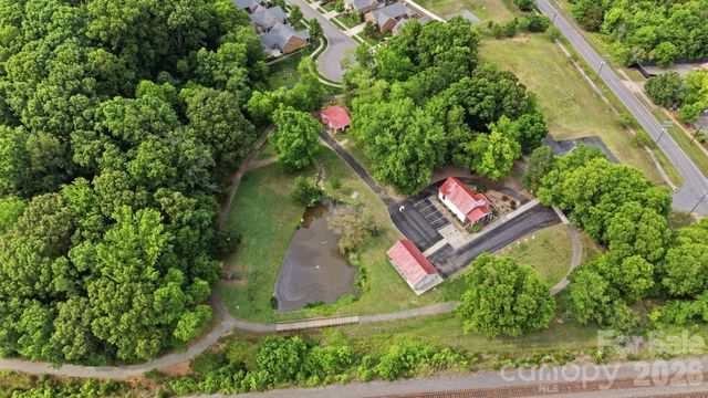 617 Autumn Drive, Harrisburg, NC 28075