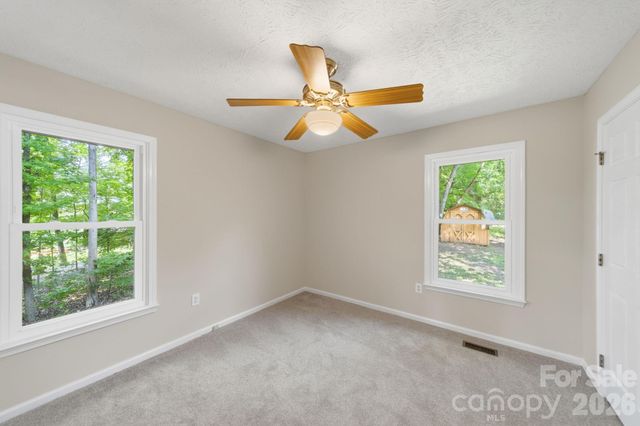 617 Autumn Drive, Harrisburg, NC 28075