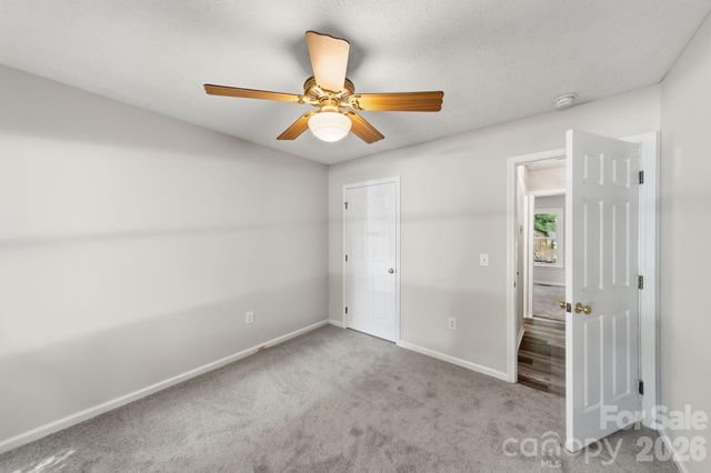 617 Autumn Drive, Harrisburg, NC 28075