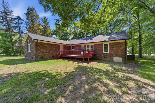 617 Autumn Drive, Harrisburg, NC 28075