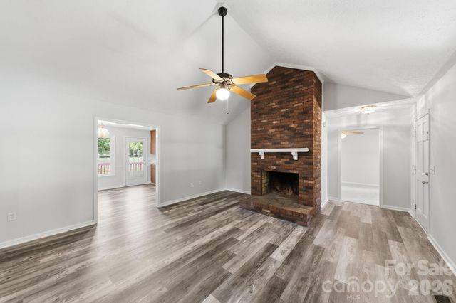 617 Autumn Drive, Harrisburg, NC 28075