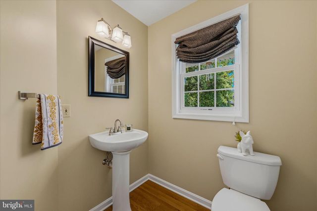 207 STANLEY DR, Winchester, VA 22602