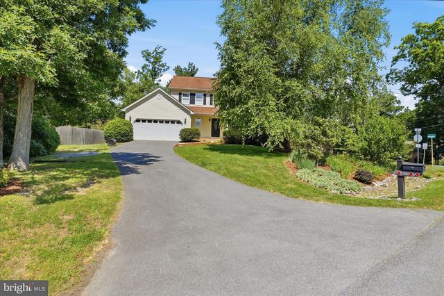 207 STANLEY DR, Winchester, VA 22602