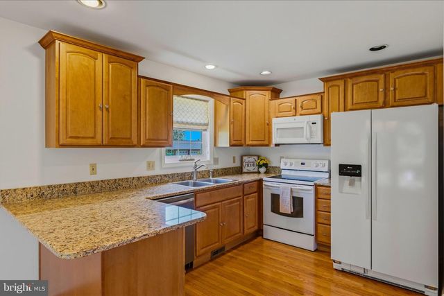 207 STANLEY DR, Winchester, VA 22602