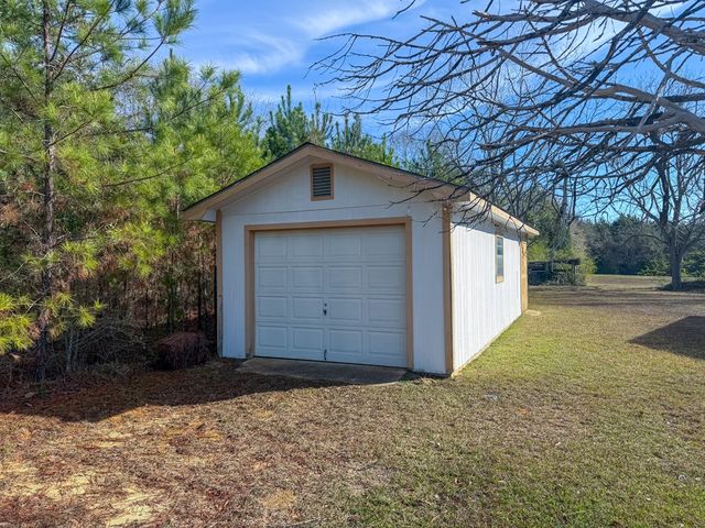 144 Leon Dr, Dothan, AL 36301