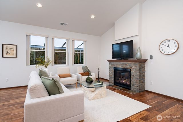 174 S 48th Street, Mount Vernon, WA 98274