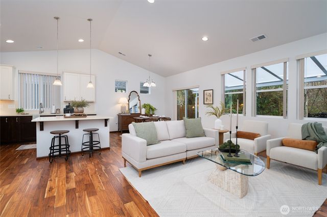 174 S 48th Street, Mount Vernon, WA 98274