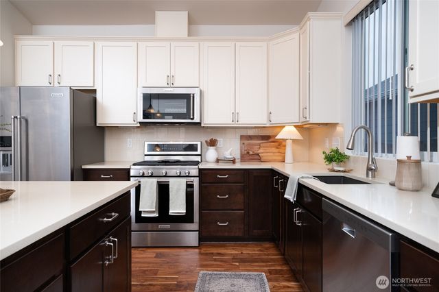 174 S 48th Street, Mount Vernon, WA 98274