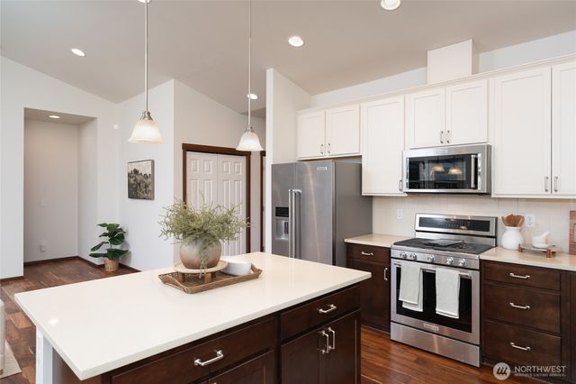 174 S 48th Street, Mount Vernon, WA 98274