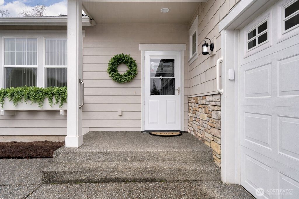 174 S 48th Street, Mount Vernon, WA 98274
