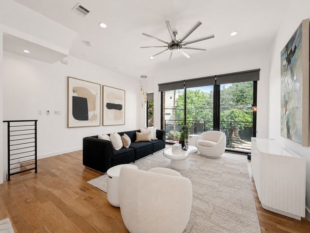 4227 Munger Avenue 101, Dallas, TX 75204