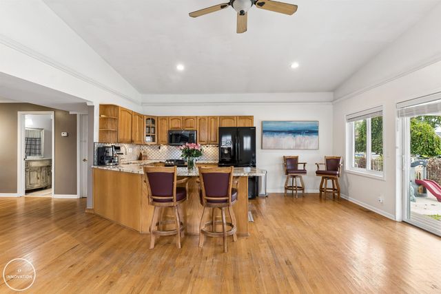 45590 Jefferson Avenue, Chesterfield Twp, MI 48047
