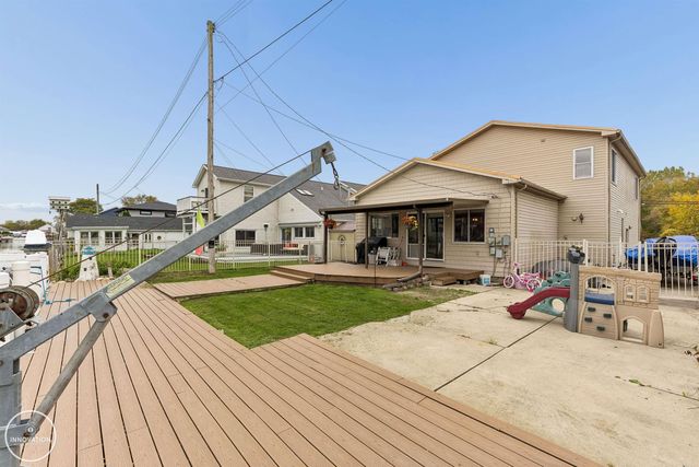 45590 Jefferson Avenue, Chesterfield Twp, MI 48047