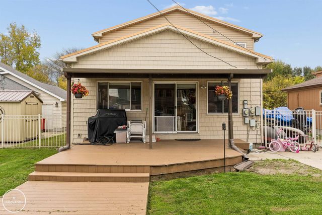 45590 Jefferson Avenue, Chesterfield Twp, MI 48047