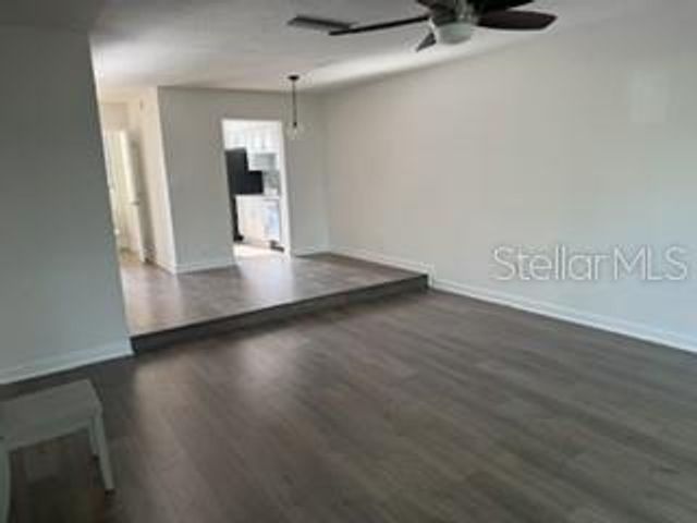 1134 RUE DES ROIS 1134, St Petersburg, FL 33707