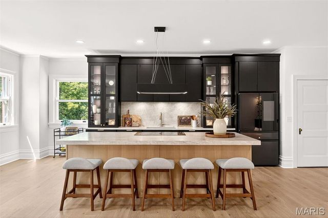 4341 Westminster Place 2, St Louis, MO 63108