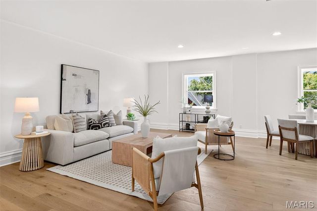 4341 Westminster Place 2, St Louis, MO 63108