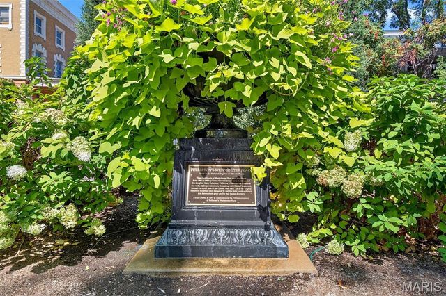 4341 Westminster Place 2, St Louis, MO 63108