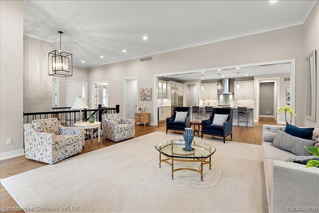 162 Timber Trace Lane, Bloomfield Hills, MI 48302
