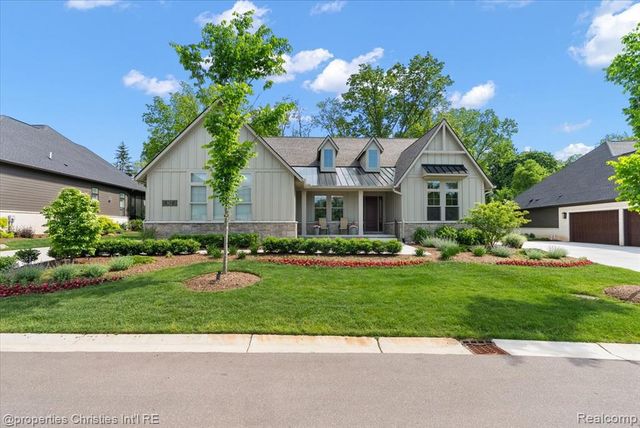 162 Timber Trace Lane, Bloomfield Hills, MI 48302