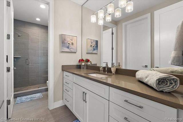 162 Timber Trace Lane, Bloomfield Hills, MI 48302
