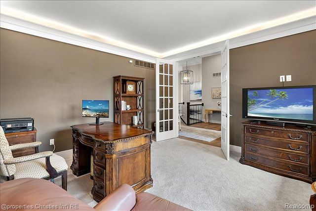 162 Timber Trace Lane, Bloomfield Hills, MI 48302