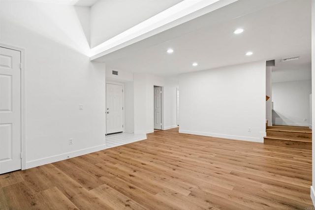 1065 S Hanlon Way, Anaheim Hills, CA 92808