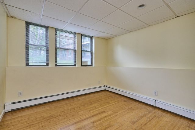 7 Lothian Rd B, Boston, MA 02135