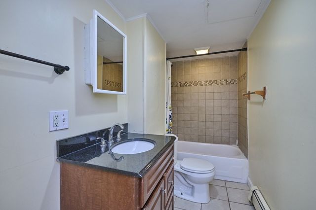 7 Lothian Rd B, Boston, MA 02135