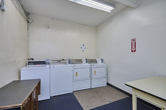 7 Lothian Rd B, Boston, MA 02135